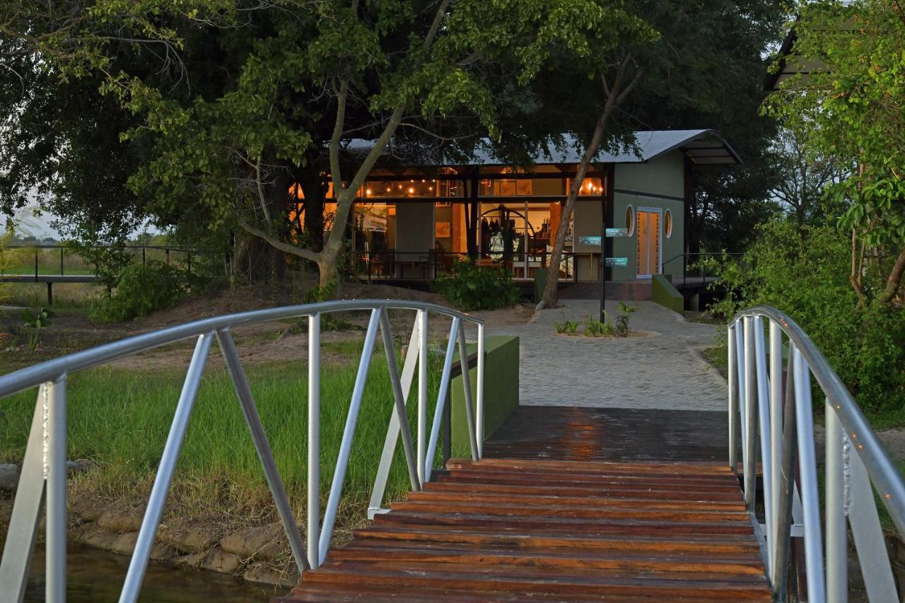 Zambezi Mubala Lodge Катима-Мулило Экстерьер фото